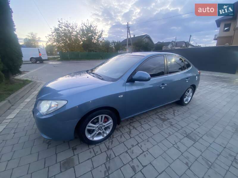 Седан Hyundai Elantra 2007 в Ивано-Франковске