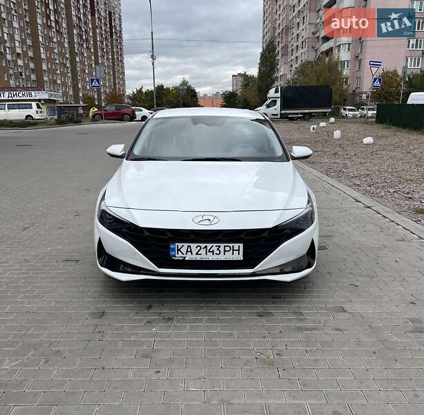 Седан Hyundai Elantra 2020 в Киеве