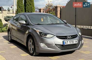 Седан Hyundai Elantra 2012 в Тернополі