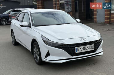 Седан Hyundai Elantra 2022 в Киеве