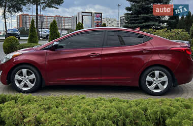 Седан Hyundai Elantra 2013 в 