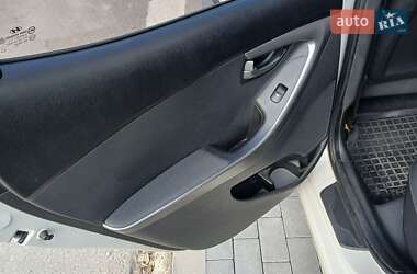 Седан Hyundai Elantra 2011 в 