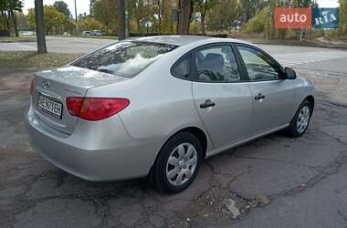 Седан Hyundai Elantra 2010 в 