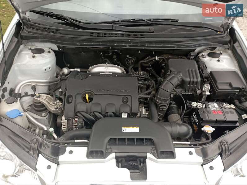 Седан Hyundai Elantra 2010 в Кам'янському фото 22 Седан Hyundai Elantra 2010 в Кам'янському