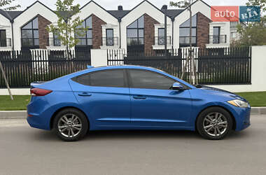 Седан Hyundai Elantra 2016 в 