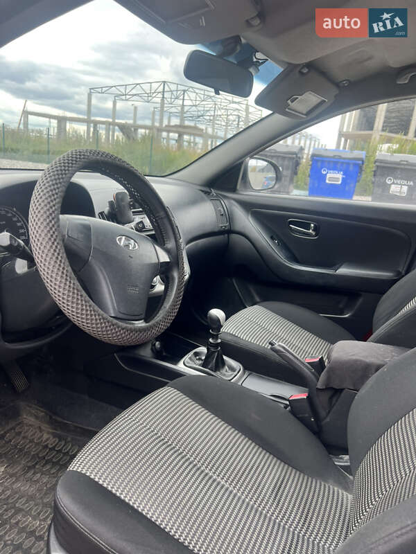 Седан Hyundai Elantra 2011 в Киеве фото 9 Седан Hyundai Elantra 2011 в Киеве