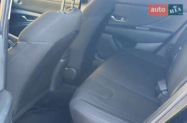 Седан Hyundai Elantra 2023 в 