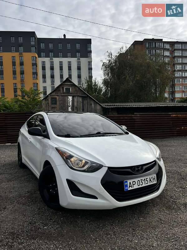 Седан Hyundai Elantra 2015 в Запорожье