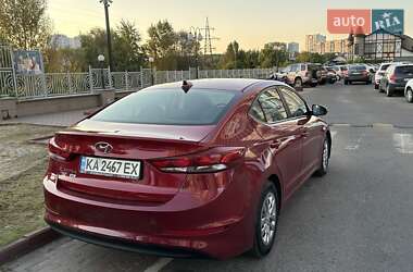 Седан Hyundai Elantra 2016 в 