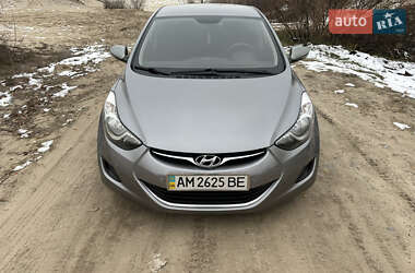 Седан Hyundai Elantra 2011 в 