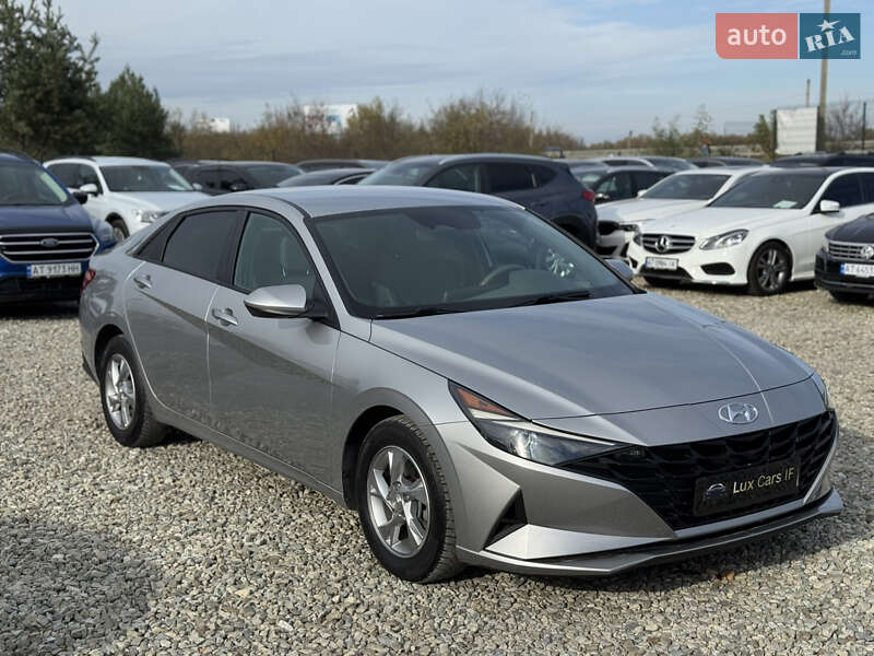Hyundai Elantra 2020