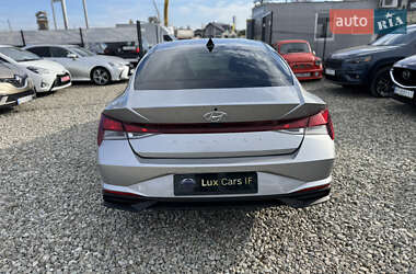 Седан Hyundai Elantra 2020 в 
