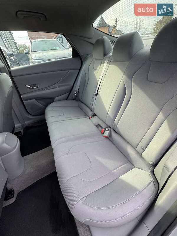 Седан Hyundai Elantra 2020 в Ивано-Франковске фото 24 Седан Hyundai Elantra 2020 в Ивано-Франковске