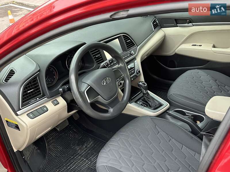 Седан Hyundai Elantra 2016 в Киеве фото 7 Седан Hyundai Elantra 2016 в Киеве