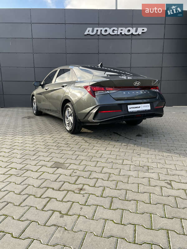 Седан Hyundai Elantra 2024 в Одесі фото 21 Седан Hyundai Elantra 2024 в Одесі