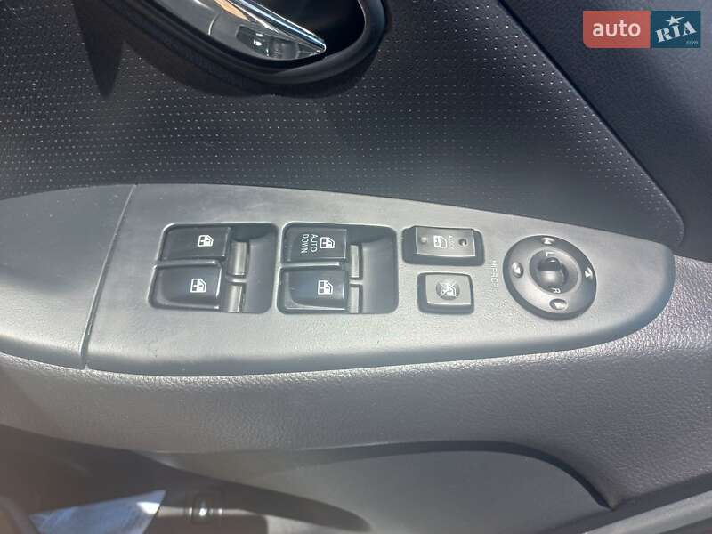 Седан Hyundai Elantra 2010 в Киеве фото 42 Седан Hyundai Elantra 2010 в Киеве