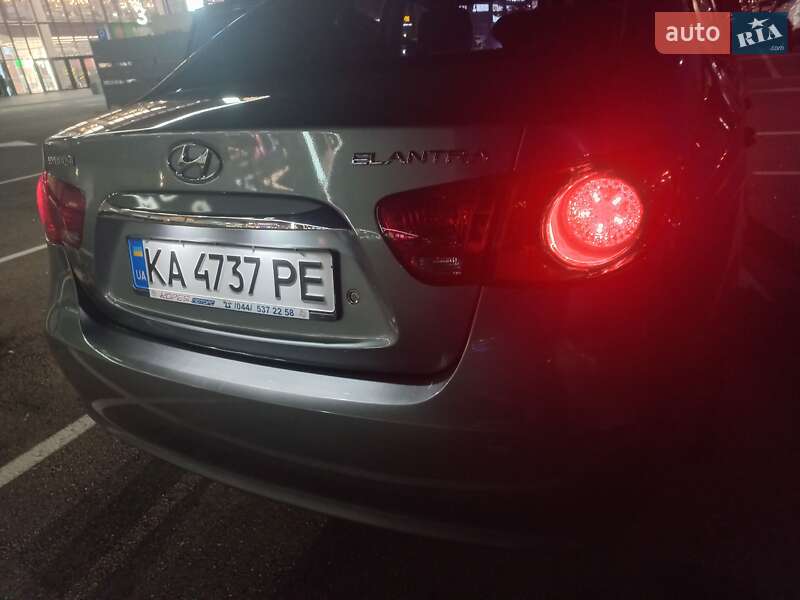 Седан Hyundai Elantra 2010 в Киеве фото 44 Седан Hyundai Elantra 2010 в Киеве