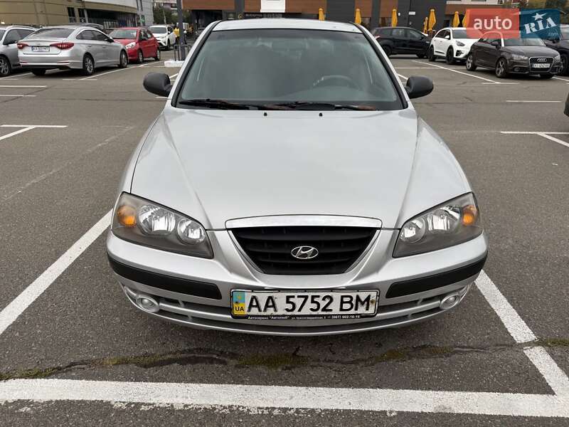 Седан Hyundai Elantra 2006 в Киеве