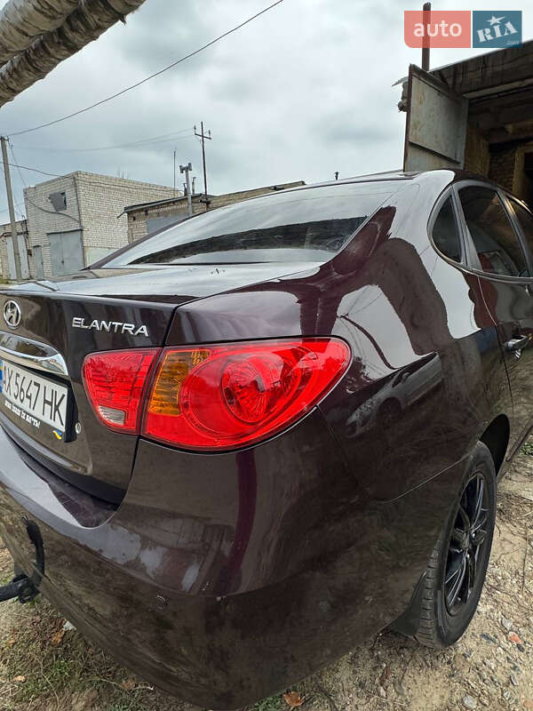 Седан Hyundai Elantra 2011 в Харькове фото 5 Седан Hyundai Elantra 2011 в Харькове