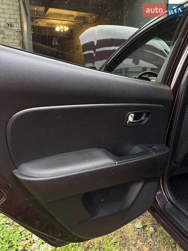 Седан Hyundai Elantra 2011 в Харькове фото 15 Седан Hyundai Elantra 2011 в Харькове