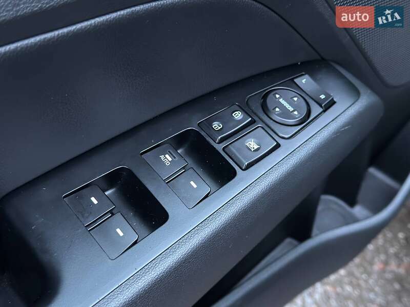 Седан Hyundai Elantra 2016 в Харькове