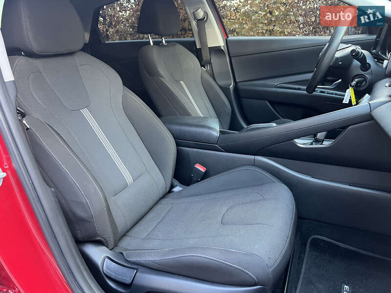 Седан Hyundai Elantra 2021 в Киеве фото 51 Седан Hyundai Elantra 2021 в Киеве