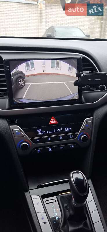 Седан Hyundai Elantra 2018 в Киеве фото 17 Седан Hyundai Elantra 2018 в Киеве