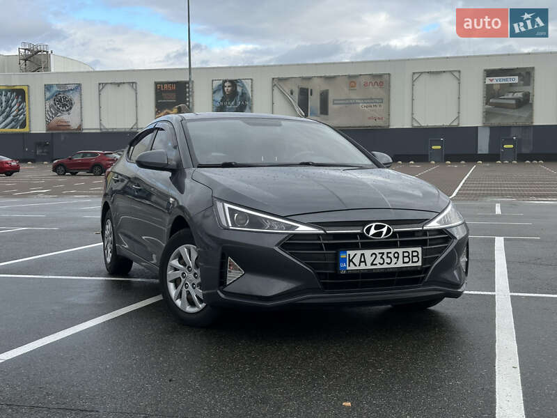 Hyundai Elantra 2020