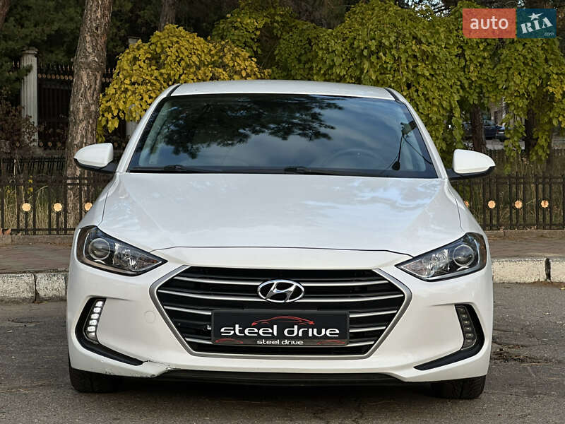 Седан Hyundai Elantra 2016 в Николаеве фото 3 Седан Hyundai Elantra 2016 в Николаеве