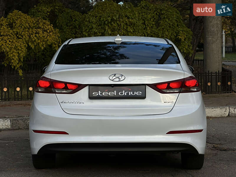 Седан Hyundai Elantra 2016 в Николаеве фото 8 Седан Hyundai Elantra 2016 в Николаеве