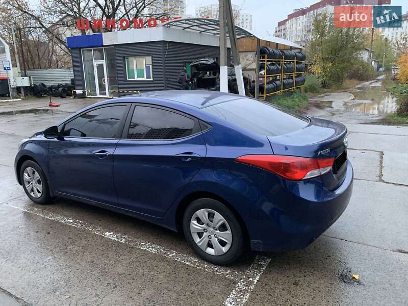 Седан Hyundai Elantra 2013 в Харькове фото 8 Седан Hyundai Elantra 2013 в Харькове