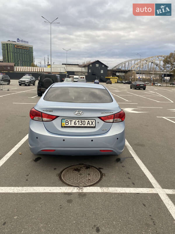 Седан Hyundai Elantra 2012 в Києві фото 9 Седан Hyundai Elantra 2012 в Києві