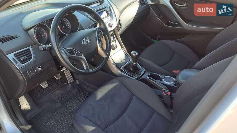 Седан Hyundai Elantra 2013 в Виннице фото 23 Седан Hyundai Elantra 2013 в Виннице