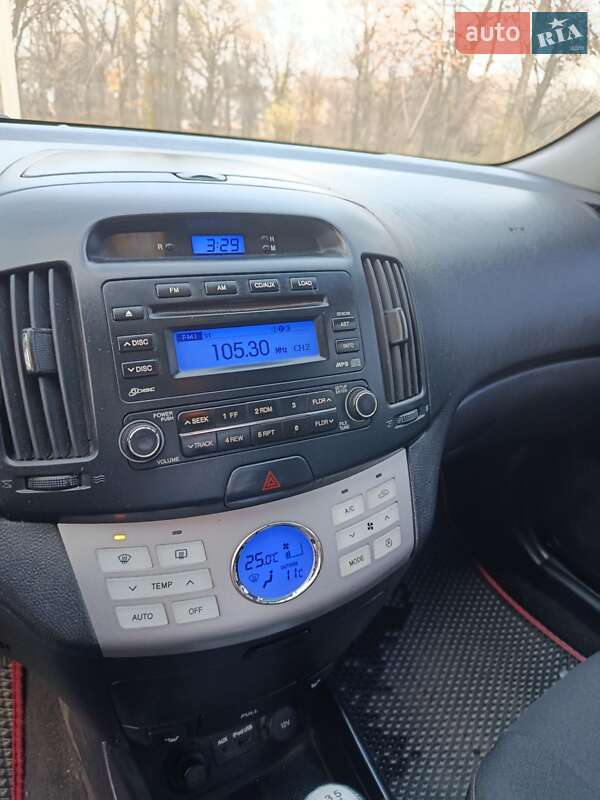 Седан Hyundai Elantra 2010 в Кропивницком фото 4 Седан Hyundai Elantra 2010 в Кропивницком
