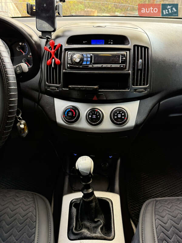 Седан Hyundai Elantra 2007 в Богодухіву фото 17 Седан Hyundai Elantra 2007 в Богодухіву