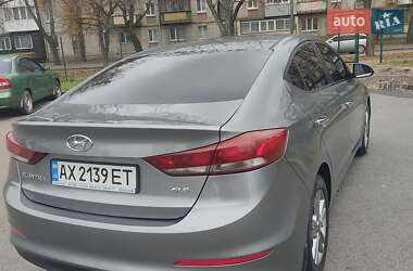 Седан Hyundai Elantra 2017 в Харькове
