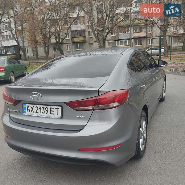 Hyundai Elantra 2017