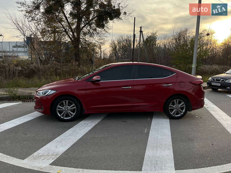 Седан Hyundai Elantra 2018 в Києві фото 5 Седан Hyundai Elantra 2018 в Києві
