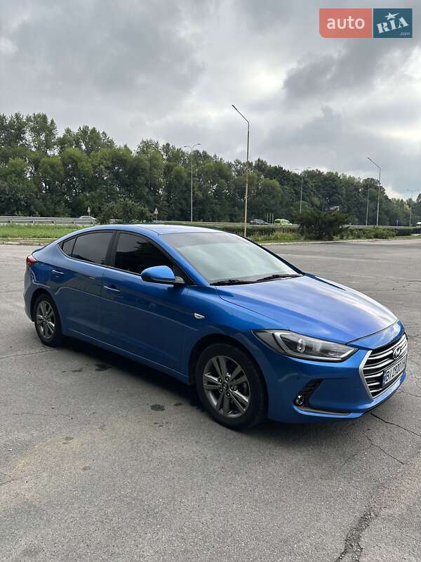 Седан Hyundai Elantra 2016 в Полтаве