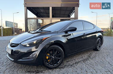 Седан Hyundai Elantra 2014 в Киеве