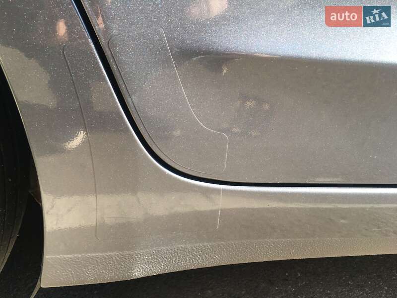 Седан Hyundai Elantra 2018 в Киеве