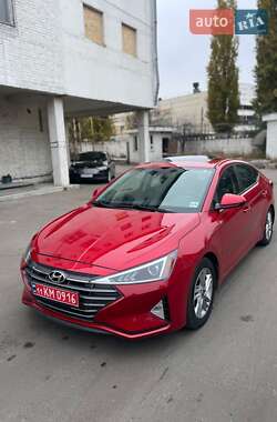 Седан Hyundai Elantra 2020 в Києві