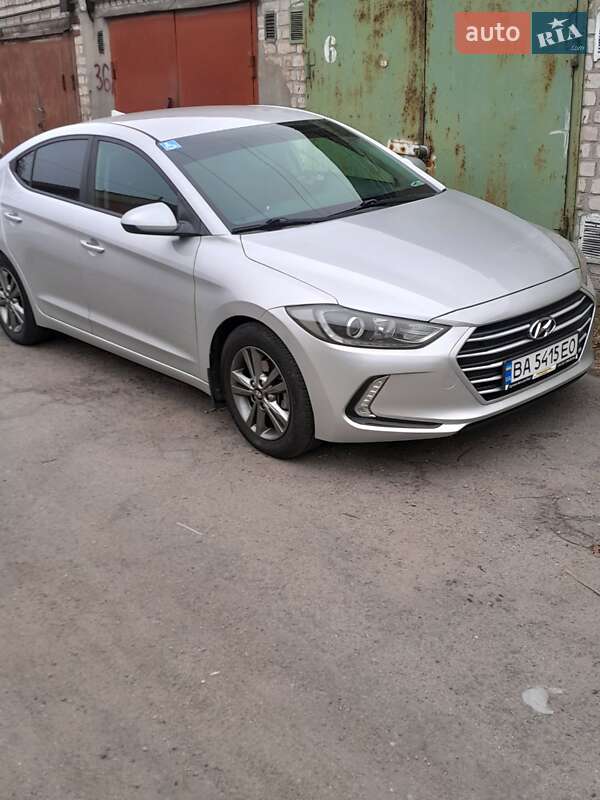 Седан Hyundai Elantra 2016 в Запорожье фото 4 Седан Hyundai Elantra 2016 в Запорожье