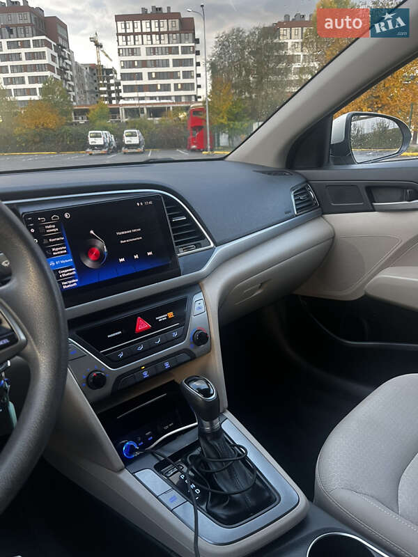 Седан Hyundai Elantra 2016 в Ужгороде фото 8 Седан Hyundai Elantra 2016 в Ужгороде