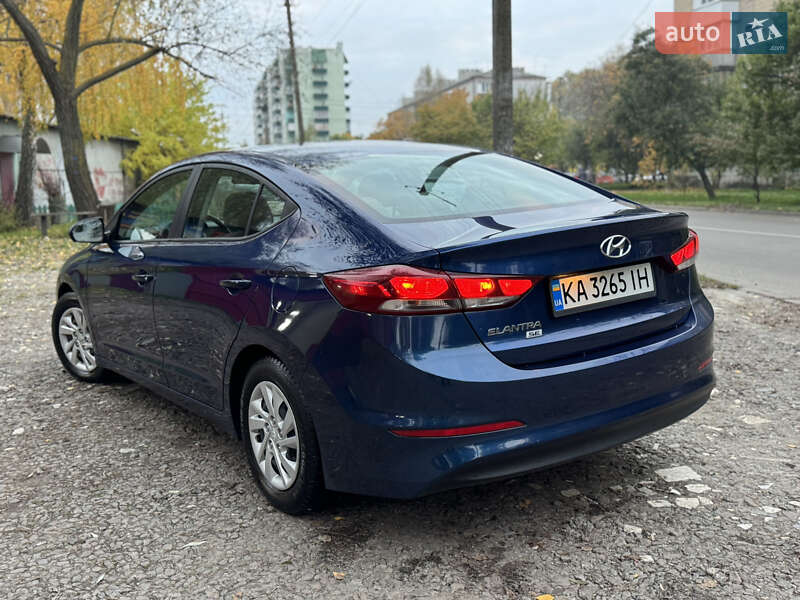 Седан Hyundai Elantra 2018 в Киеве фото 3 Седан Hyundai Elantra 2018 в Киеве