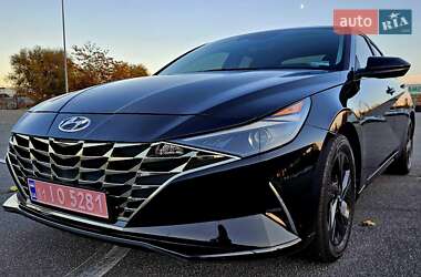 Седан Hyundai Elantra 2021 в Днепре