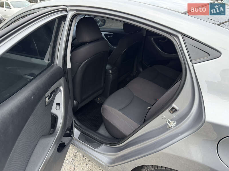 Седан Hyundai Elantra 2012 в Полтаве фото 16 Седан Hyundai Elantra 2012 в Полтаве