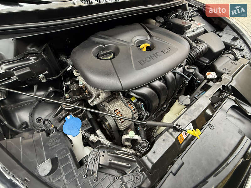 Седан Hyundai Elantra 2013 в Одессе фото 78 Седан Hyundai Elantra 2013 в Одессе
