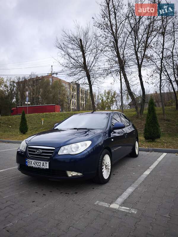 Седан Hyundai Elantra 2008 в Хмельницком