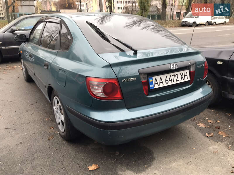 Хетчбек Hyundai Elantra 2004 в Києві